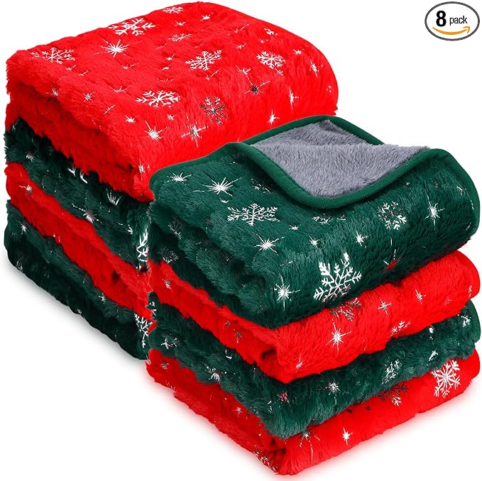 Tudomro 8 Pcs Guinea Pig Fleece Cage Liners, Snowflake, 16 x 24 Inch | Washable Reusable Small Animal Bedding, Absorbent Blankets for Ferret Chinchilla, Soft Fleece Mat Pads Protect Furniture