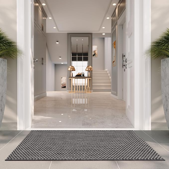 SAFAVIEH Washable Rug Outdoor Courtyard Collection - 2'3" x 5', Black & Beige, Non-Shedding & Easy Cleaning, Ideal for Patio, Front Door, Entryway, Mudroom, Doormat (CY8521-36621)