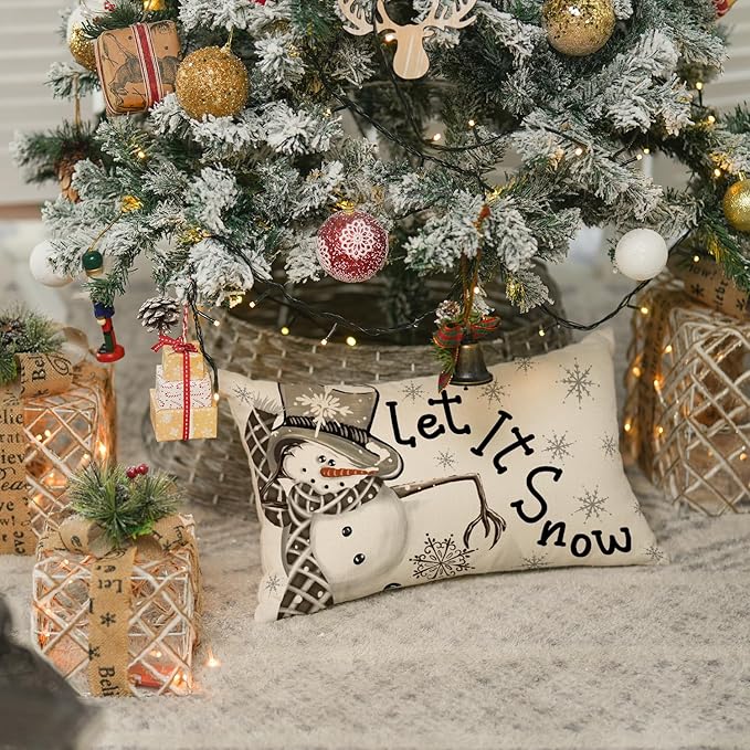 AVOIN colorlife Christmas Winter Polka Dot Snowman I Smell Snow White Throw Pillow Cover, 12 x 20 Inch Winter Holiday Cushion Case Decoration for Sofa Couch