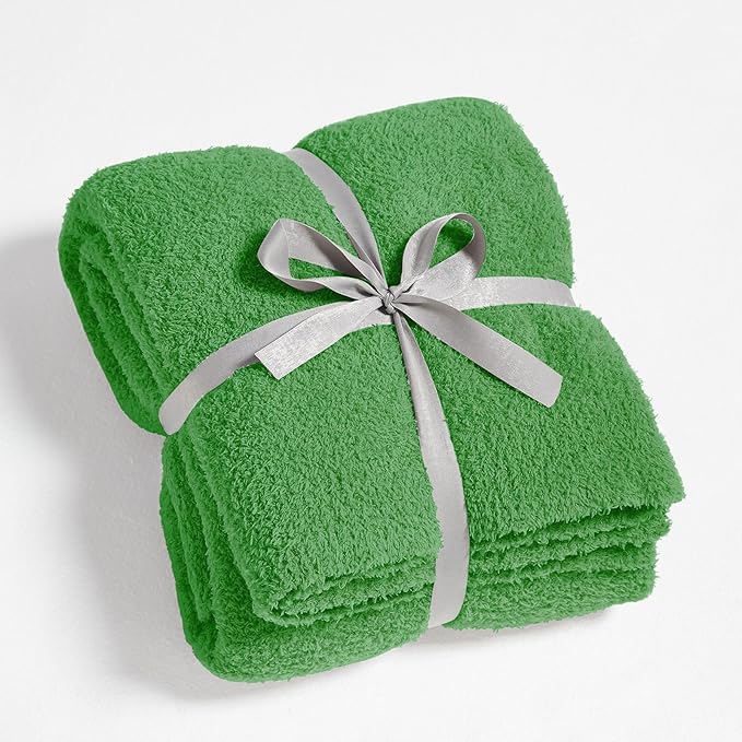 CYMULA Super Soft Green Throw Blanket - Lightweight Plush Fuzzy Fluffy Warm Cozy Blankets and Throws for Sofa Bed All Season Use, 60 x 80 inches