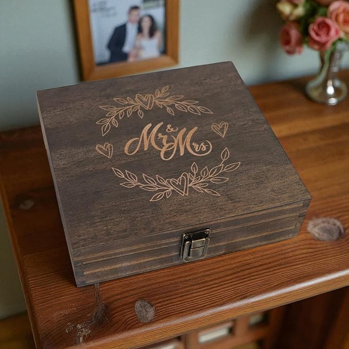 Mr and Mrs Wedding Memory Box -Wooden Keepsake Box with Lid for Couples - Rustic Storage Box for Cards, Photos, Vows, and Mementos – Ideal for Wedding, Engagement, or Anniversary
