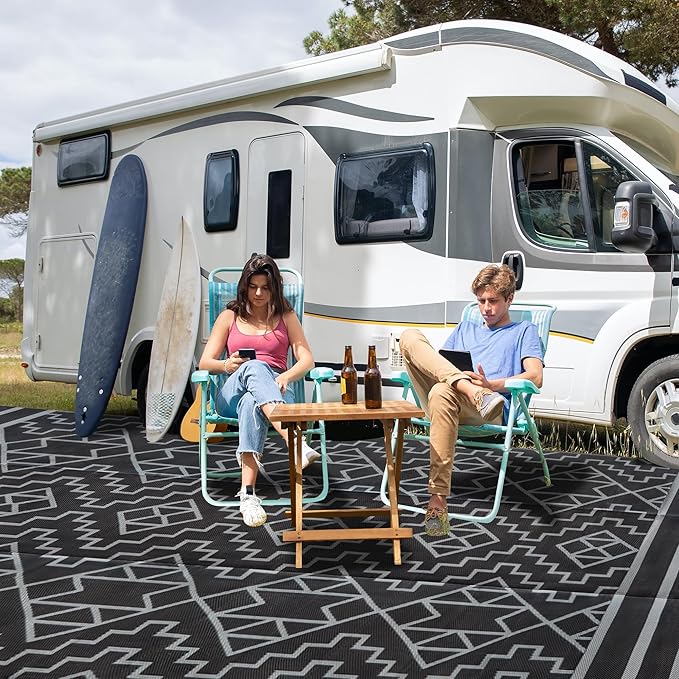 SAND MINE Reversible Mats, Plastic Straw Rug, Modern Area Rug, Large Floor Mat and Rug for Outdoors, RV, Patio, Backyard, Deck, Picnic, Beach, Trailer, Camping (9' x 18', Black & Grey)