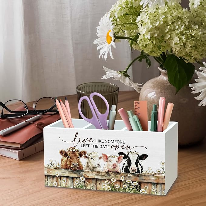 DILSJ Cute Highland Cow Sheep Pen Pencil Holder Organizer for Desk, Highland Cow Gifts, Live Like Someone Left The Gate animals Open Wooden Box Signs for Home Office & School Supplies