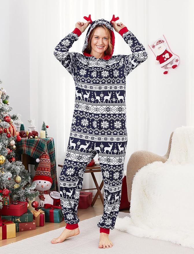 PATPAT Matching Family Christmas Onesie Pajamas – Holiday Hooded Jumpsuit Sleepwear PJs Couples Xmas Loungewear with Socks