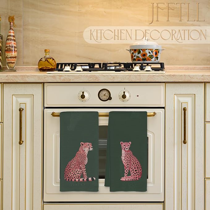 Trendy Preppy Pink Cute Leopard Kitchen Towels, Funky Retro Green Cheetah Print Decorative Dish Tea Towels for Kitchen, Girly Aesthetic Hand Towel for Bathroom Decor, 16x24 Inch Set of 2
