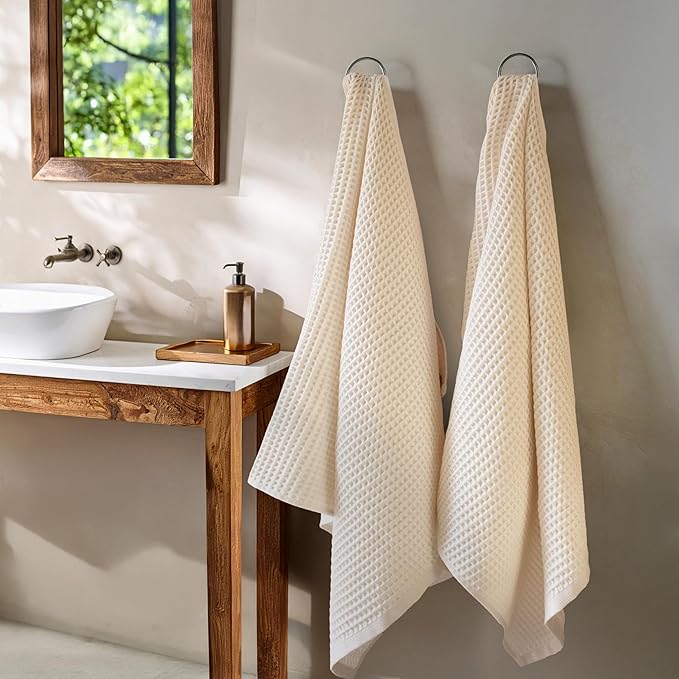 PÜSKÜL Premium Waffle Bath Towels Set of 2 - Organic 100% Turkish Cotton Bath Towel - Quick Dry, Absorbent, Light, Thin, 32x63 Large Waffle Towels for Bathroom (Natural Beige Bath Towels - Pack of 2)