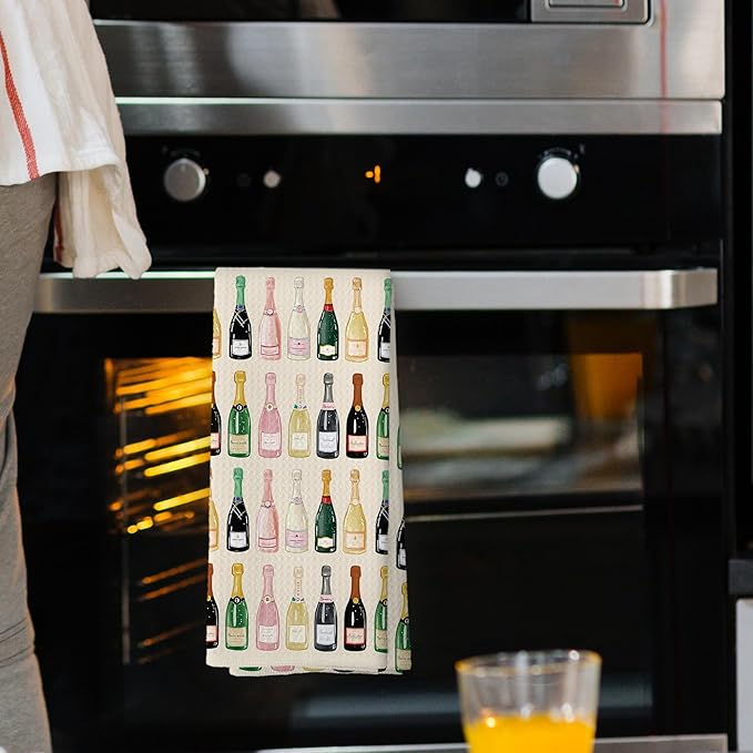 Champagne Lover Kitchen Towels, Champagne Accessories Bar Hand Towel, Trendy Alcohol Bottles Cocktail Gift Champagne Bachelorettes Girly Room Decorative Tea Dish Towels 16x24 Inch