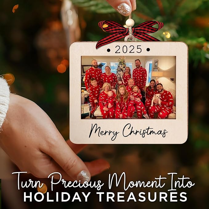 2025 Christmas Ornament Picture Frame - Wooden Landscape Photo Frame Ornaments - Picture Frame Ornament for Tree - Merry Christmas Ornaments with Picture Insert for Family, Friends