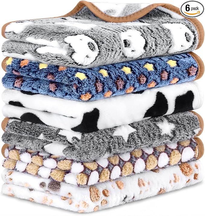 Eilyliafe 6 Pcs Guinea Pig Blankets Bedding Small Animal Cage Liners Sleep Mat Absorbent Reusable Pet Pee Bedding Pad Cover for Hamster Ferret Chinchilla Rabbit Hedgehog (30 x 42 Inch)