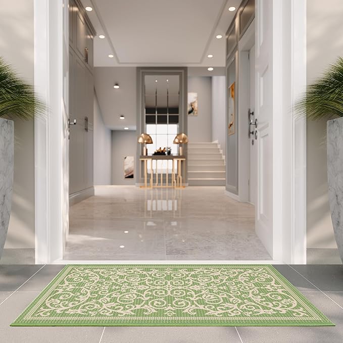SAFAVIEH Washable Rug Outdoor Courtyard Collection - 2' x 3'7", Olive & Natural, Non-Shedding & Easy Cleaning, Ideal for Patio, Front Door, Entryway, Doormat (CY2098-1E06)
