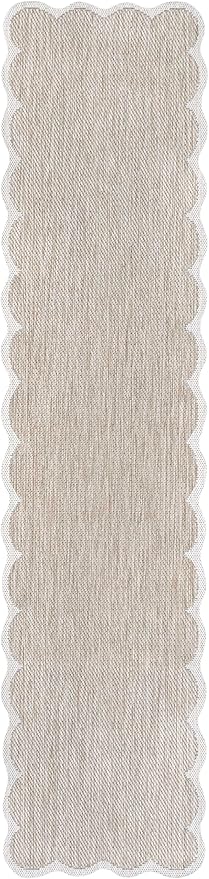 JONATHAN Y Cottage Two-Tone Scalloped Indoor Outdoor Runner Rug 2X8 Beige/Cream, Alice Classic for Backyard, Patio, Porch, Easy-Cleaning, High Traffic, Pet-Friendly, Non-Shedding (SHP103A-28)