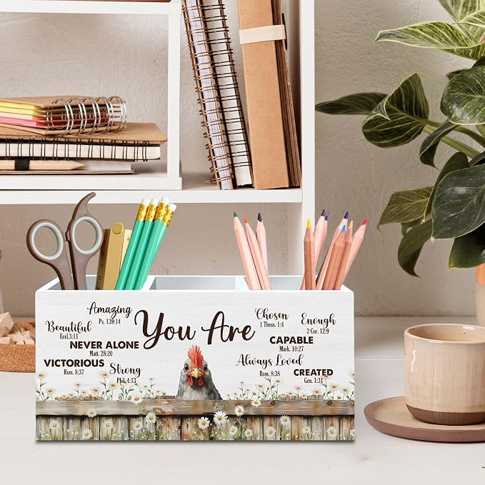 DILSJ Inspirational Chicken Pen Pencil Holder Organizer for Desk, Chicken Lovers Gifts for Women, Be Kind Be Brave Decor Wooden Box Signs for Home Office Desk Decoration Office & School Supplies
