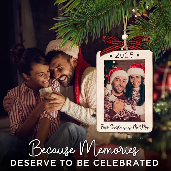 First Christmas As Mr And Mrs 2025 Picture Frame Ornament - Wedding Gifts for Newlyweds - First Christmas Married Ornament 2025 - Newlyweds Gifts For Couples - Mr And Mrs Wedding Gift - Portrait Frame