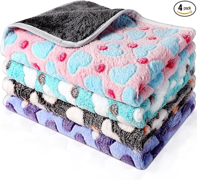 Reginary 4 Pcs Guinea Pig Fleece Blankets, Heart Pattern, 24 x 16 Inch | Waterproof Washable Cage Liners, Absorbent Double Layer Bedding for Guinea Pigs, Reusable Pads for Hamsters Rabbits