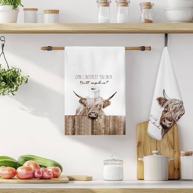 Hello Sweet Cheeks Highland Cow Bathroom Hand Towels, Highland Cow Bathroom Decor, Funny Scottish Cattle Farm Animal Hand Towels for Bath Room Washroom Toilet Decor, 16x24 Inch Set of 2