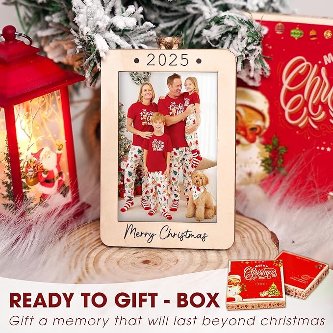 2025 Christmas Ornament Picture Frame - Wooden Portrait Photo Frame Ornaments - Picture Frame Ornament For Tree - Merry Christmas Ornaments With Picture Insert - Christmas Gift For Family, Friends