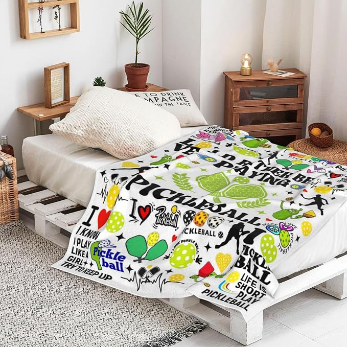 Pickleball Blanket Gifts for Girls Women Pickleball Accessories Blankets and Throws Plush Flannel Bedding Stuff Gifts for Women Kids Boys Teens Adults Birthday Party Decorations Room Decor 60"X50"
