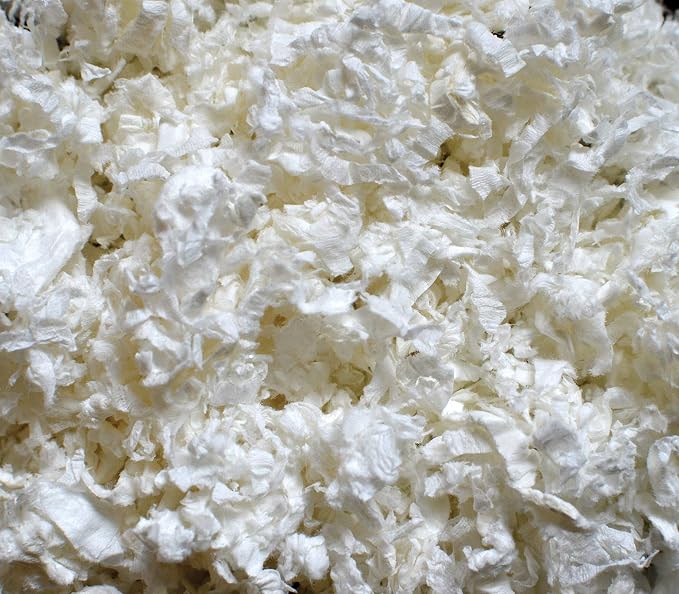 Oxbow Small Animal Bedding, Hamster, Guinea Pig, Rabbit, White, USA, 36 L | Pure Comfort, Hamster Bedding, Guinea Pig Bedding, Low Dust, Virgin Paper, Litter Box, Bunny, Rats, Gerbils, Chinchillas