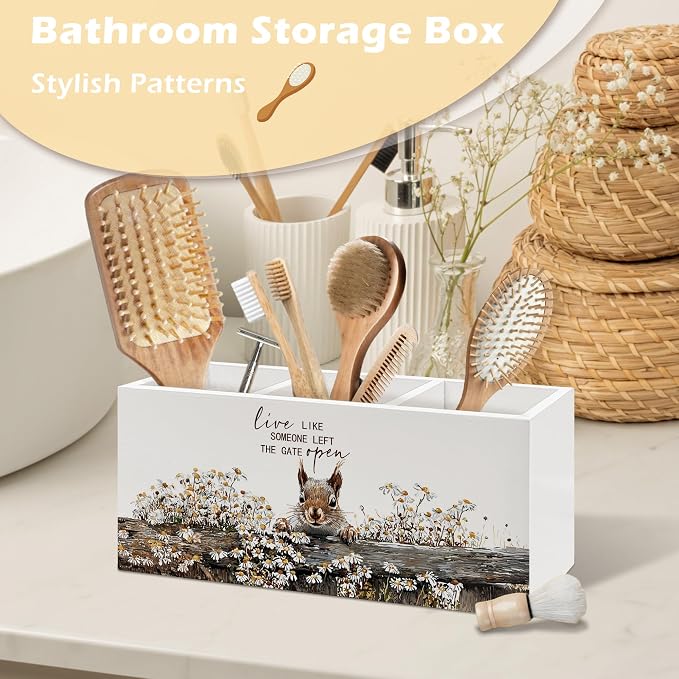 Rustic Squirrel Pen Holder Organizer, Farmhouse Squirrel Gifts for Women Men Desk Decor, Live Like Someone Left the Gate Open Wooden Pen Pencil Holders for Vintage Desk Accessories
