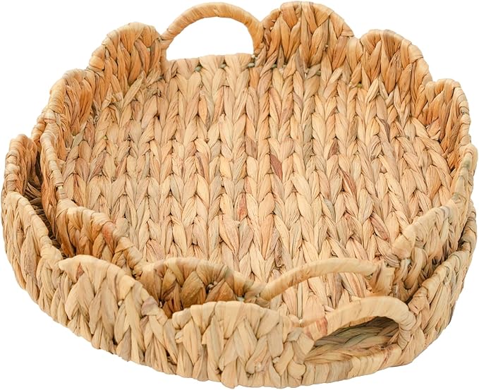 2-Pack Wicker Basket Tray, Round Serving Tray with Handles, Rattan Woven Decorative Tray, Natural Water Hyacinth Scalloped Tray for Home Decor and Desk Organizer
