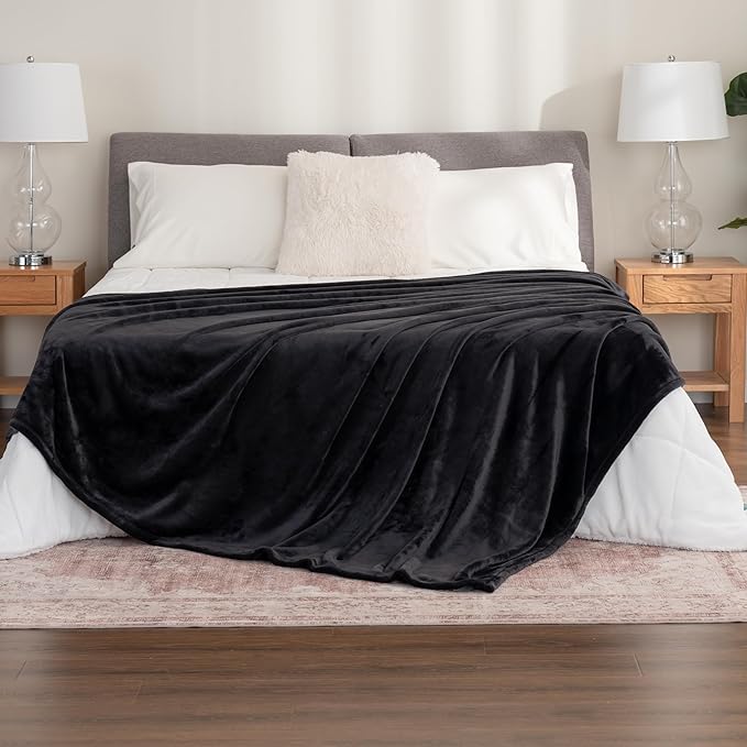 Berkshire Blanket Classic VelvetLoft® Solid Bed Blanket,Twin Size Bed Blanket,Lightweight Soft Fuzzy Plush Blanket for Bed and Couch,Black,60x92 Inches