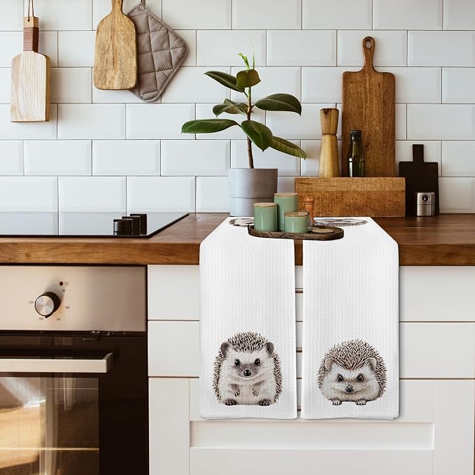 Funny Cute Hedgehog Kitchen Towels and Dishcloths Sets of 2, Hedgehog Decor Gifts, Fall Woodsy Rustic Cabin Lodge Forest Nursery Decor Dish Hand Tea Towels for Home Bathroom Kitchen,16x24Inch