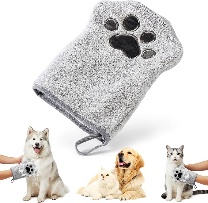 Microfiber Grooming Mitt, Reusable Pet Wipe, Dogs & Cats, Single | machine washable, double-sided, paw-shaped design, replaces disposable wipes
