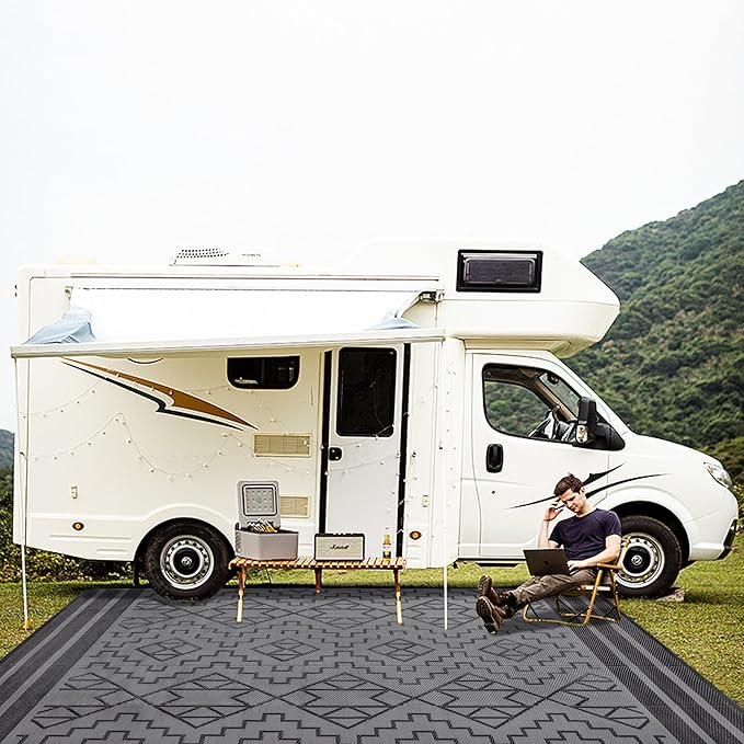 SAND MINE Reversible Mats, Plastic Straw Rug, Modern Area Rug, Large Floor Mat and Rug for Outdoors, RV, Patio, Backyard, Deck, Picnic, Beach, Trailer, Camping (6' x 9', Black & Grey)