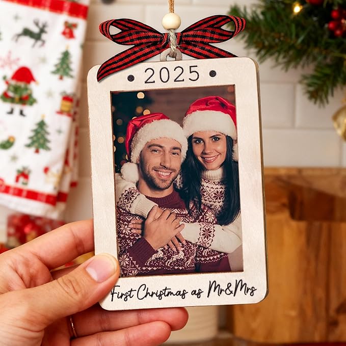 First Christmas As Mr And Mrs 2025 Picture Frame Ornament - Wedding Gifts for Newlyweds - First Christmas Married Ornament 2025 - Newlyweds Gifts For Couples - Mr And Mrs Wedding Gift - Portrait Frame