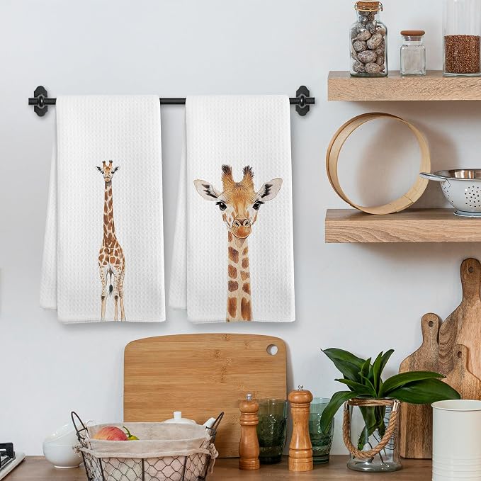 Funny Giraffe Kitchen Towels and Dishcloths Sets of 2, Giraffe Decor Gifts for Women, Woodsy Rustic Cabin Safari Jungle Nursery Home Decor Dish Hand Tea Towels for Bathroom Kitchen,16x24In