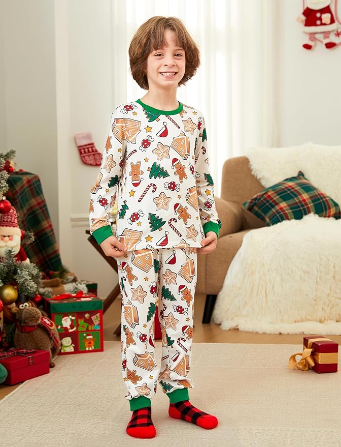 PATPAT Christmas Family Matching Pajama Sets Includes Christmas Socks - Perfect for Family Photos & Holiday Celebrations