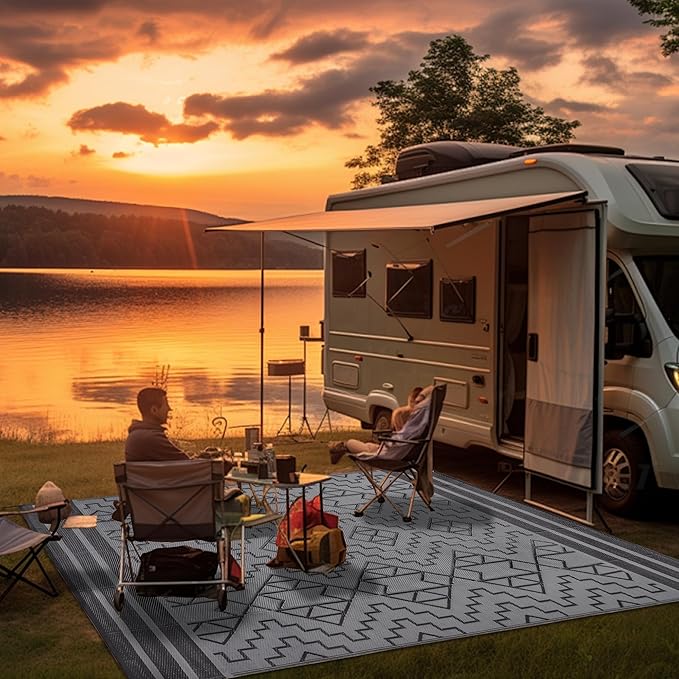 SAND MINE Reversible Mats, Plastic Straw Rug, Modern Area Rug, Large Floor Mat and Rug for Outdoors, RV, Patio, Backyard, Deck, Picnic, Beach, Trailer, Camping (6' x 9', Black & Grey)
