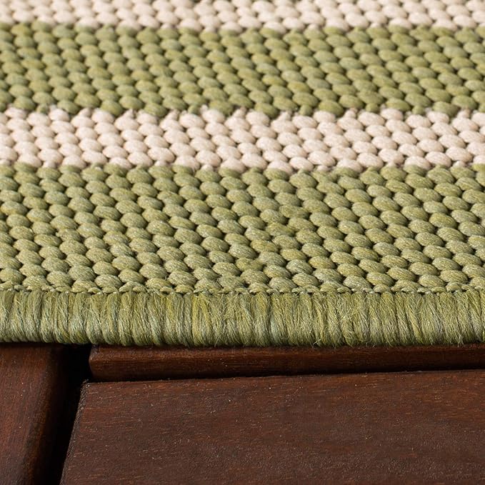 SAFAVIEH Washable Rug Outdoor Courtyard Collection - 7'10" Round, Green & Beige, Non-Shedding & Easy Cleaning, Ideal for Patio, Backyard, Mudroom (CY6918-244)