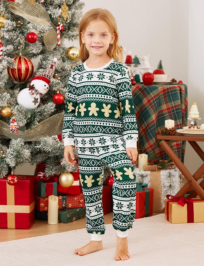 PATPAT Christmas Family Matching Pajama Sets Includes Christmas Socks - Perfect for Family Photos & Holiday Celebrations