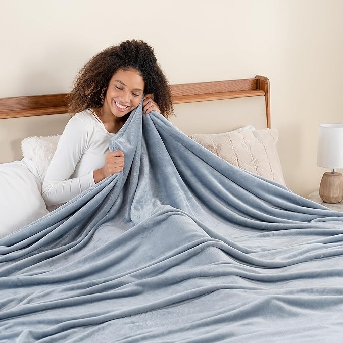 Berkshire Blanket Classic VelvetLoft® Solid Bed Blanket, Twin Size Bed Blanket, Lightweight Soft Fuzzy Plush Blanket for Bed and Couch, Polar Blue, 60x92 Inches