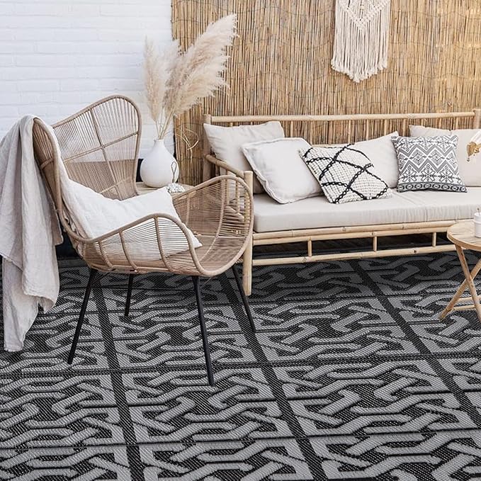 SAND MINE Reversible Mats, Plastic Straw Rug, Modern Area Rug, Large Floor Mat and Rug for Outdoors, RV, Patio, Backyard, Deck, Picnic, Beach, Trailer, Camping (5' x 8', Black & Grey)