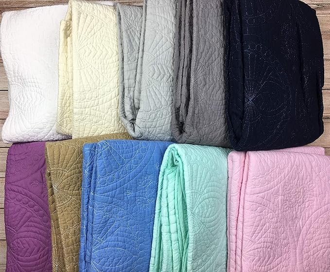 Personalized Baby Quilt, Blankets, Monogrammed Blankets for Kids, Baby Blankets for Girls, Embroidered Baby Gifts, Soft for Toddler Girl or boy, Crib Size