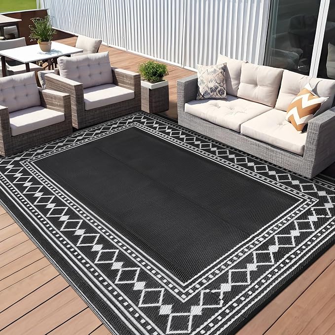 10x14 Large Outdoor Rug,Modern Bordered Plastic Straw Carpet,Waterproof Lightweight Outdoor Carpet,Easy Cleaning Folding Uv Resistant Picnic Camping Mat,Black/White