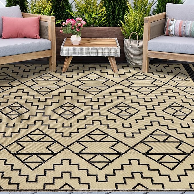SAND MINE Reversible Mats, Plastic Straw Rug, Modern Area Rug, Large Floor Mat and Rug for Outdoors, RV, Patio, Backyard, Deck, Picnic, Beach, Trailer, Camping (6' x 9', Black & Beige)