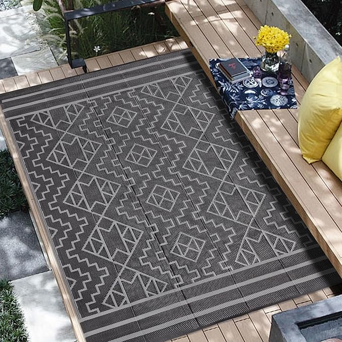 SAND MINE Reversible Mats, Plastic Straw Rug, Modern Area Rug, Large Floor Mat and Rug for Outdoors, RV, Patio, Backyard, Deck, Picnic, Beach, Trailer, Camping (6' x 9', Black & Grey)