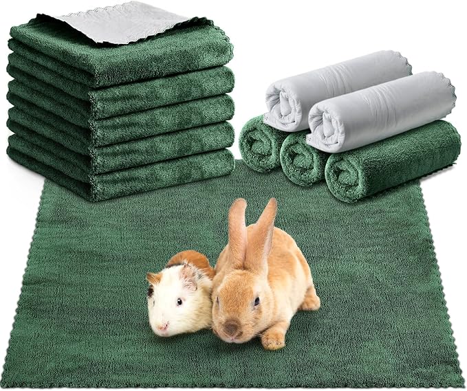 SmoothNovelty 5 Waterproof Guinea Pig Blankets, Dark Green, 18 x 24 Inch | Waterproof Pee Pad, Washable Coral Fleece Cage Liner, Absorbent Bedding Mat, for Guinea Pig Rabbit Hamster