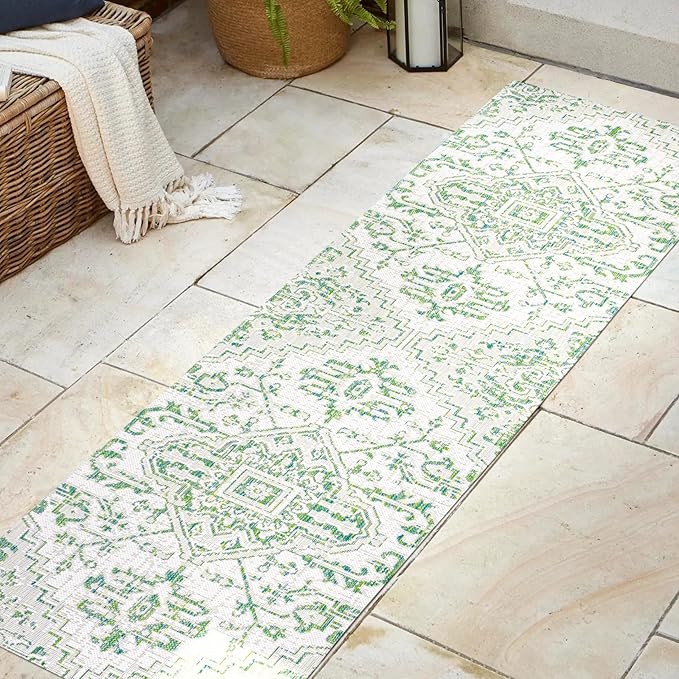 JONATHAN Y Boho Medallion Indoor Outdoor Runner Rug 2X8 Green/Cream, Estrella Textured Weave for Backyard, Patio, Porch, Easy-Cleaning, High Traffic, Pet-Friendly, Non-Shedding (SMB105G-28)