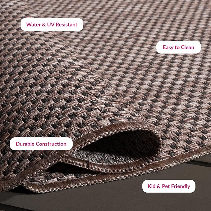 SAFAVIEH Washable Rug Outdoor Courtyard Collection - 5'3" x 7'7", Natural & Black, Non-Shedding & Easy to Clean, Ideal for Patio, Backyard, Mudroom (CY8521-37312)