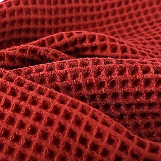 PÜSKÜL Premium Waffle Bath Towels Set of 2 - Organic 100% Turkish Cotton Bath Towel - Quick Dry, Absorbent, Light, Thin, 32x63 Large Waffle Towels for Bathroom (Red Brick Bath Towels - Pack of 2)