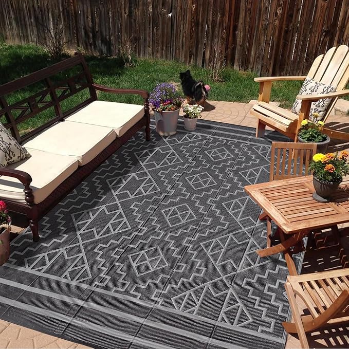 SAND MINE Reversible Mats, Plastic Straw Rug, Modern Area Rug, Large Floor Mat and Rug for Outdoors, RV, Patio, Backyard, Deck, Picnic, Beach, Trailer, Camping (6' x 9', Black & Grey)