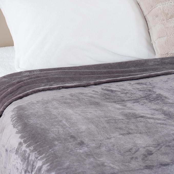 Berkshire Blanket Classic VelvetLoft® Solid Bed Blanket Twin Size, Lightweight Soft Fuzzy Plush Blanket for Bed and Couch, Grey Heron, 60x92 Inches