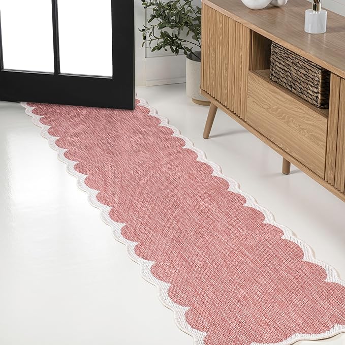 JONATHAN Y Cottage Two-Tone Scalloped Indoor Outdoor Runner Rug 2X8 Light Rose/Cream, Alice Classic for Backyard, Patio, Porch, Easy-Cleaning, High Traffic, Pet-Friendly, Non-Shedding (SHP103B-28)