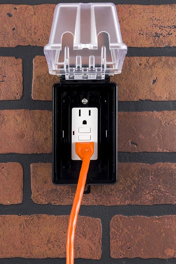 UltraPro Outdoor Outlet Cover, Single Gang Outdoor Outlet Cover Weatherproof Enclosure, Rated for Wet Locations, Outdoor Electrical Box Waterproof Plug Covers, Black, 49204