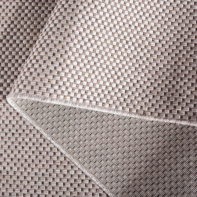 SAFAVIEH Washable Rug Outdoor Courtyard Collection - 9' Square, Beige & Brown, Non-Shedding & Easy Cleaning, Ideal for Patio, Backyard, Mudroom (CY8521-36312)