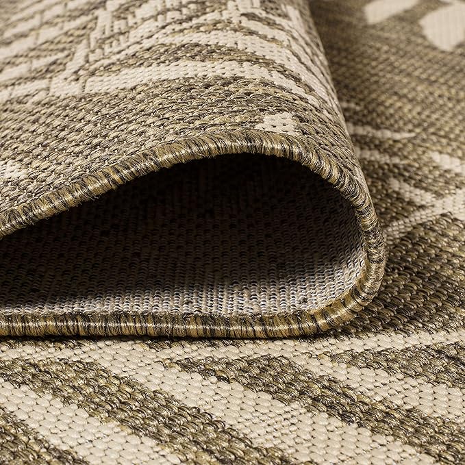 JONATHAN Y Palm Frond Indoor Outdoor Area Rug 4X6 Brown/Beige, Nevis for Backyard, Patio, Porch, Easy-Cleaning, High Traffic, Pet-Friendly, Non-Shedding (SMB119A-4)